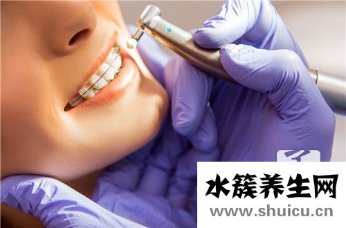 牙線的正確使用方法