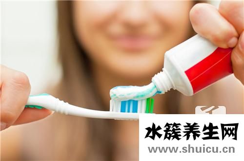 哪種牙膏美白效果好