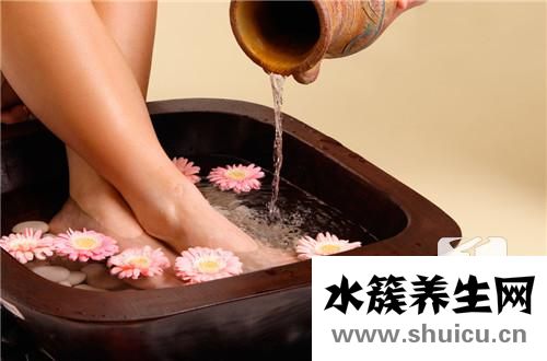 腳背癢