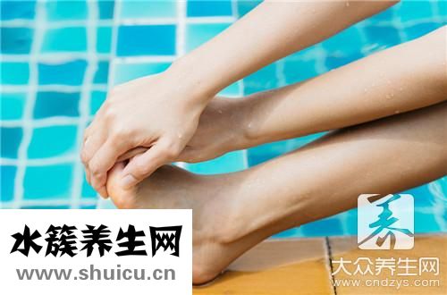 手指指甲邊緣一按就疼
