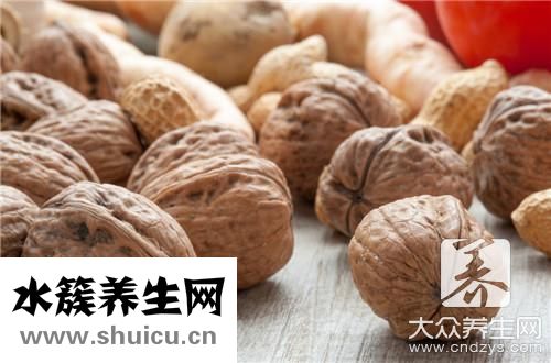 剝核桃