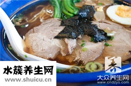竹筍燉雞