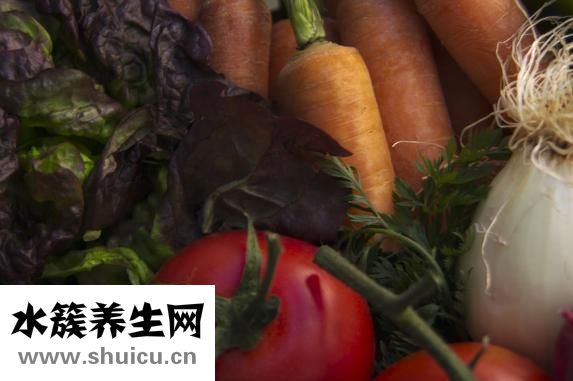 芹菜炒胡蘿卜