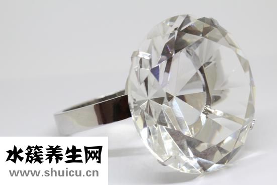 鉆石戒指如何清洗