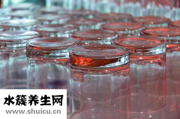 怎么弄出吻痕