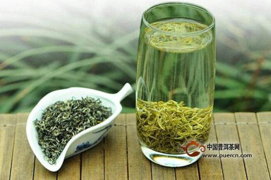 女人喝綠茶的好處，女人喝綠茶的好處子宮肌瘤可以吃黑豆嗎